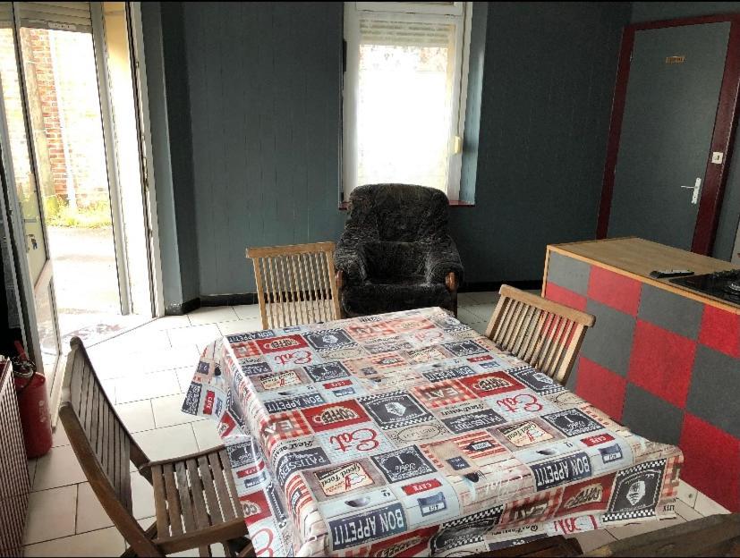 Le Studio De Tom Hirson 外观 照片